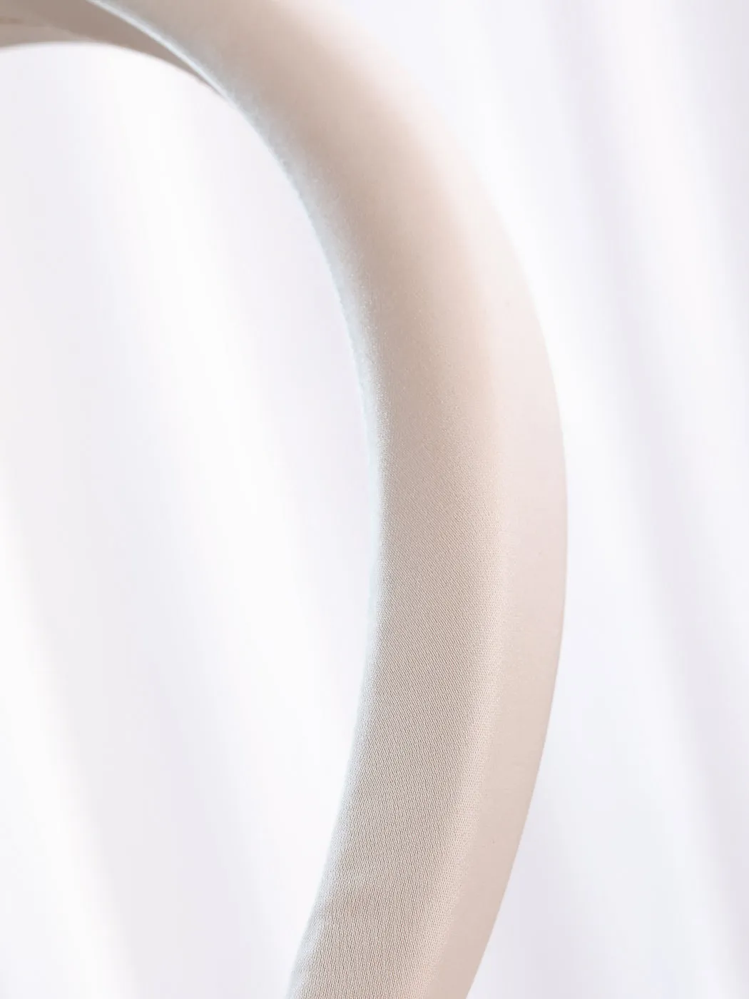 MINISO 4.5cm Broad Hair Band(Creamy White)