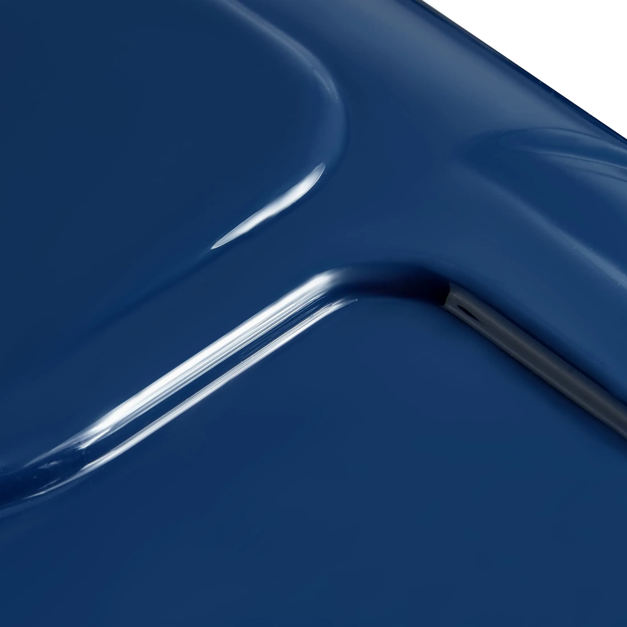 PEUGEOT VOYAGES - Medium Trunk Spinner