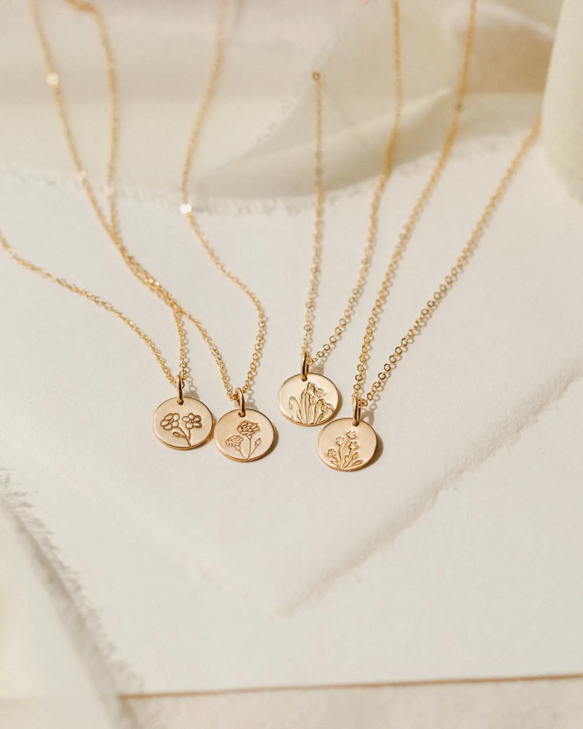 Small Flora Necklace