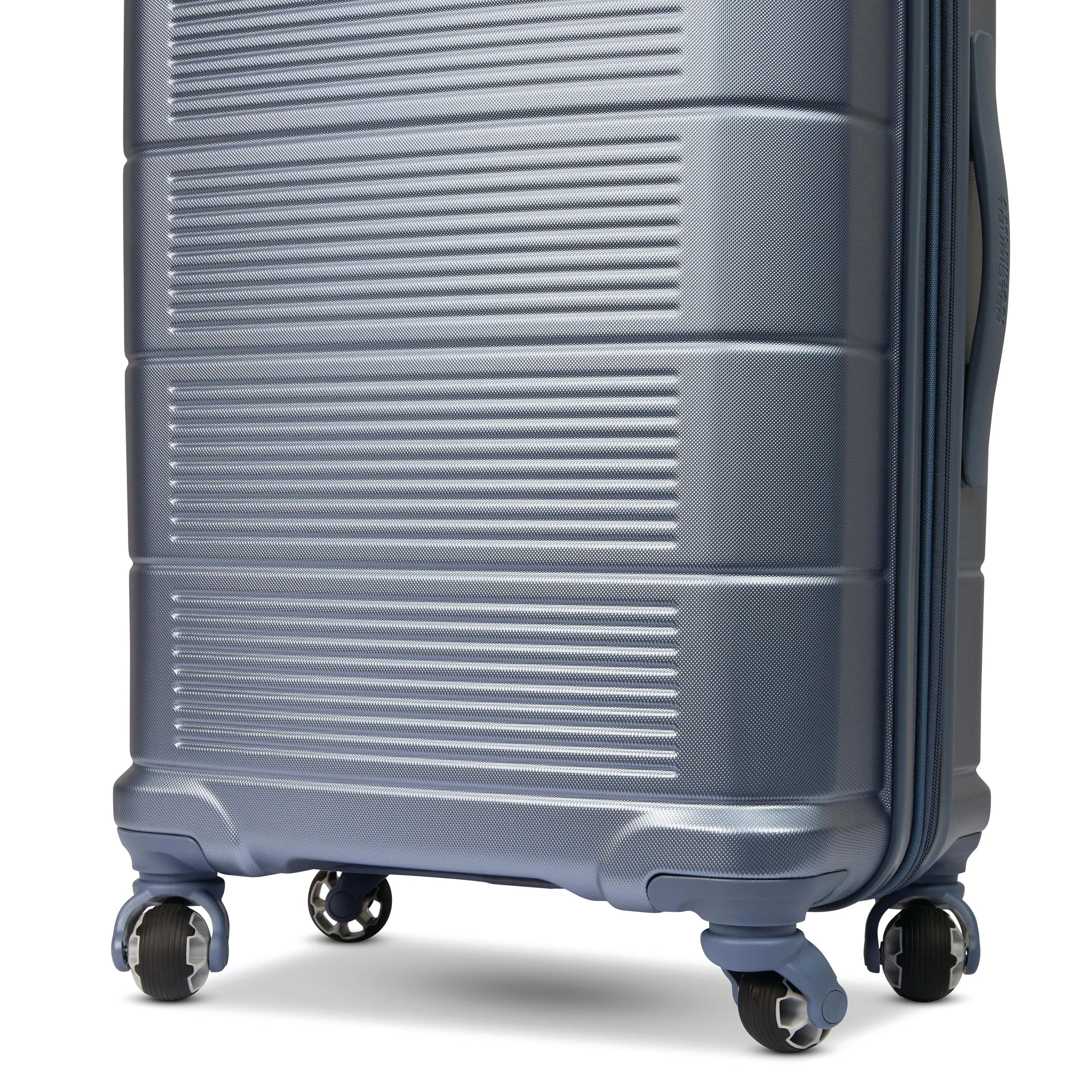 Stratum 2.0 Hardside 28" Large Checked Luggage
